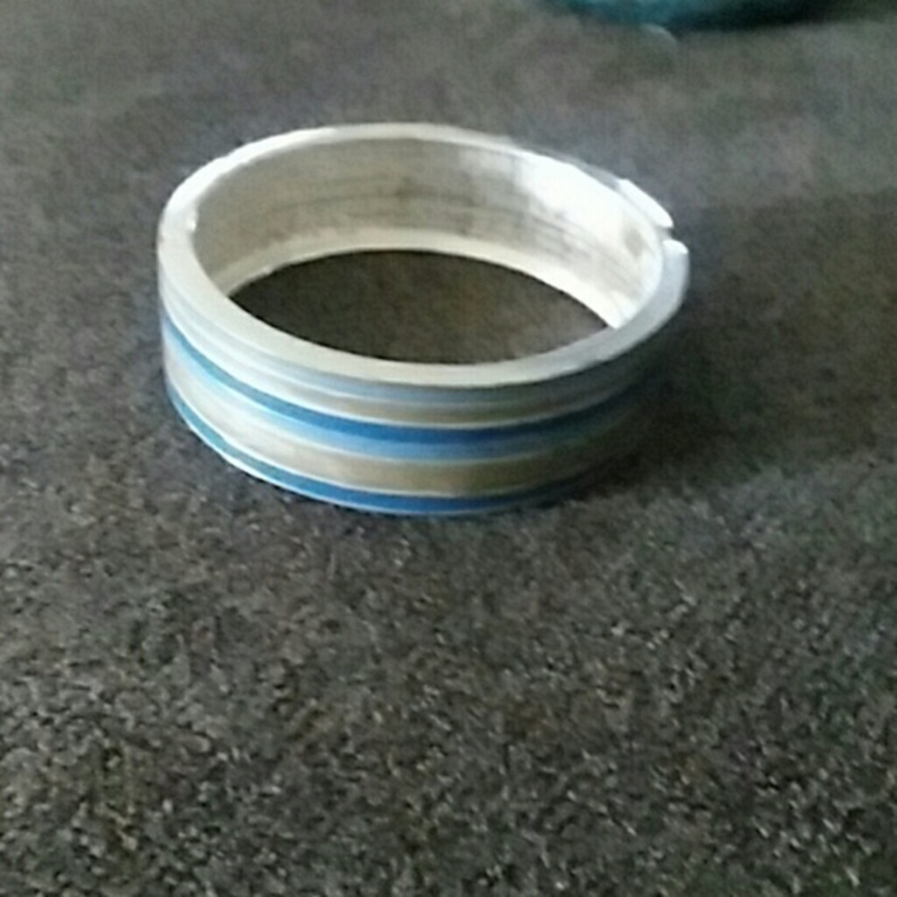 Stripped metal bracelet